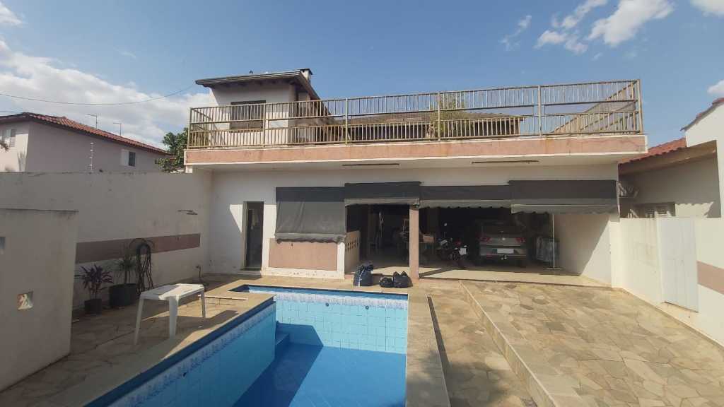 Casas Jardim das Paineiras