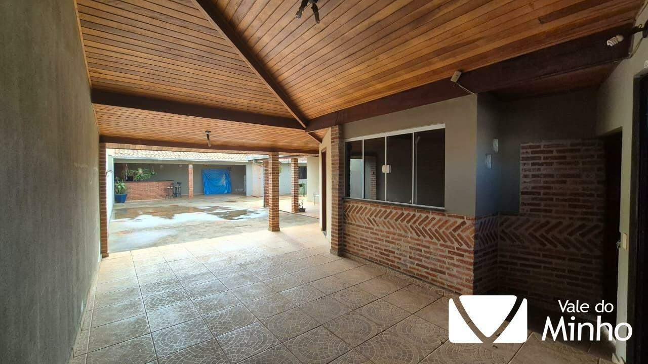 Casa a venda no parque laranjeiras ii