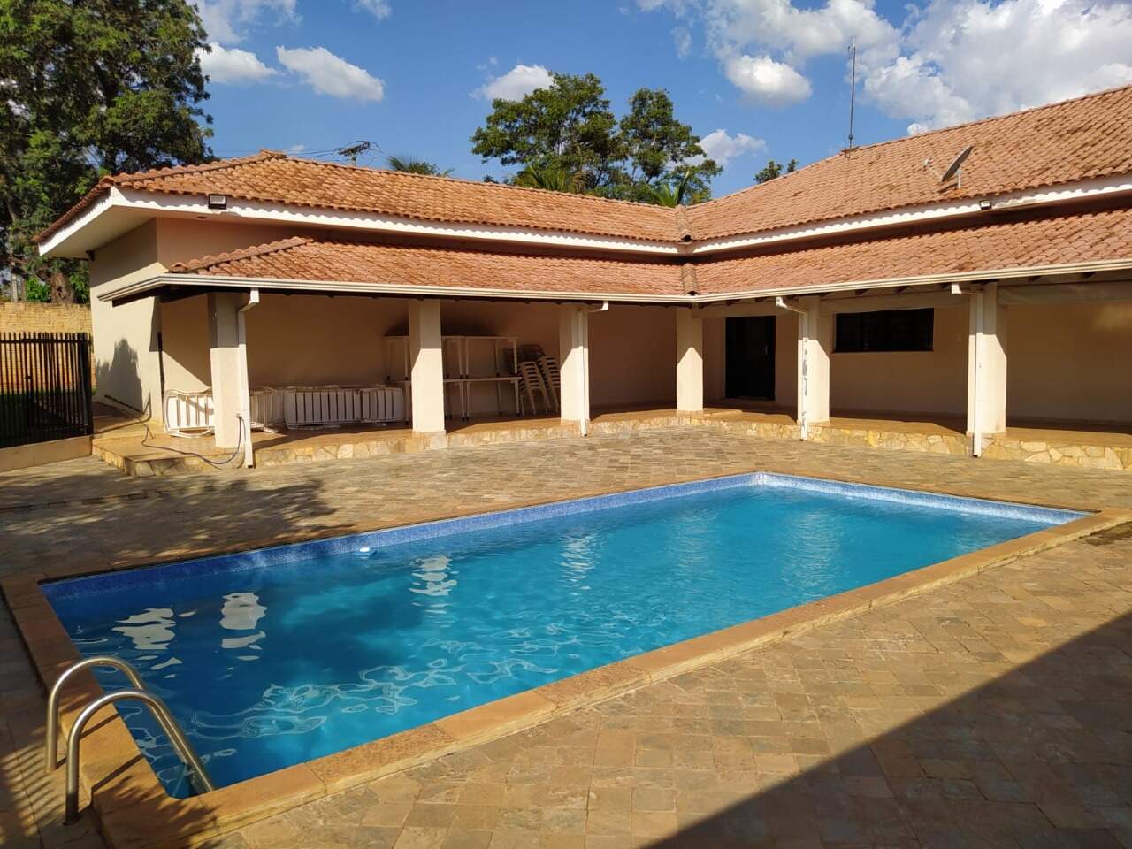 Casa a venda no bairro portal itamaraca