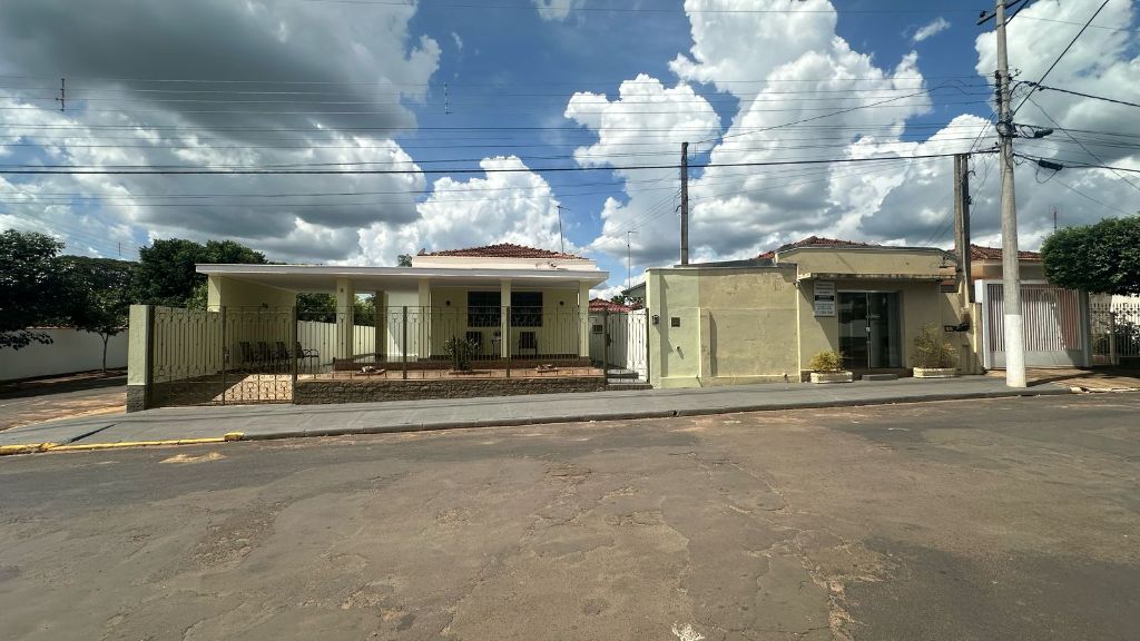 IMÓVEL A VENDA EM JURUPEMA